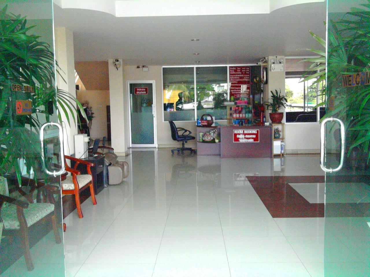Banchang Apartment And Hotel Rayong Buitenkant foto