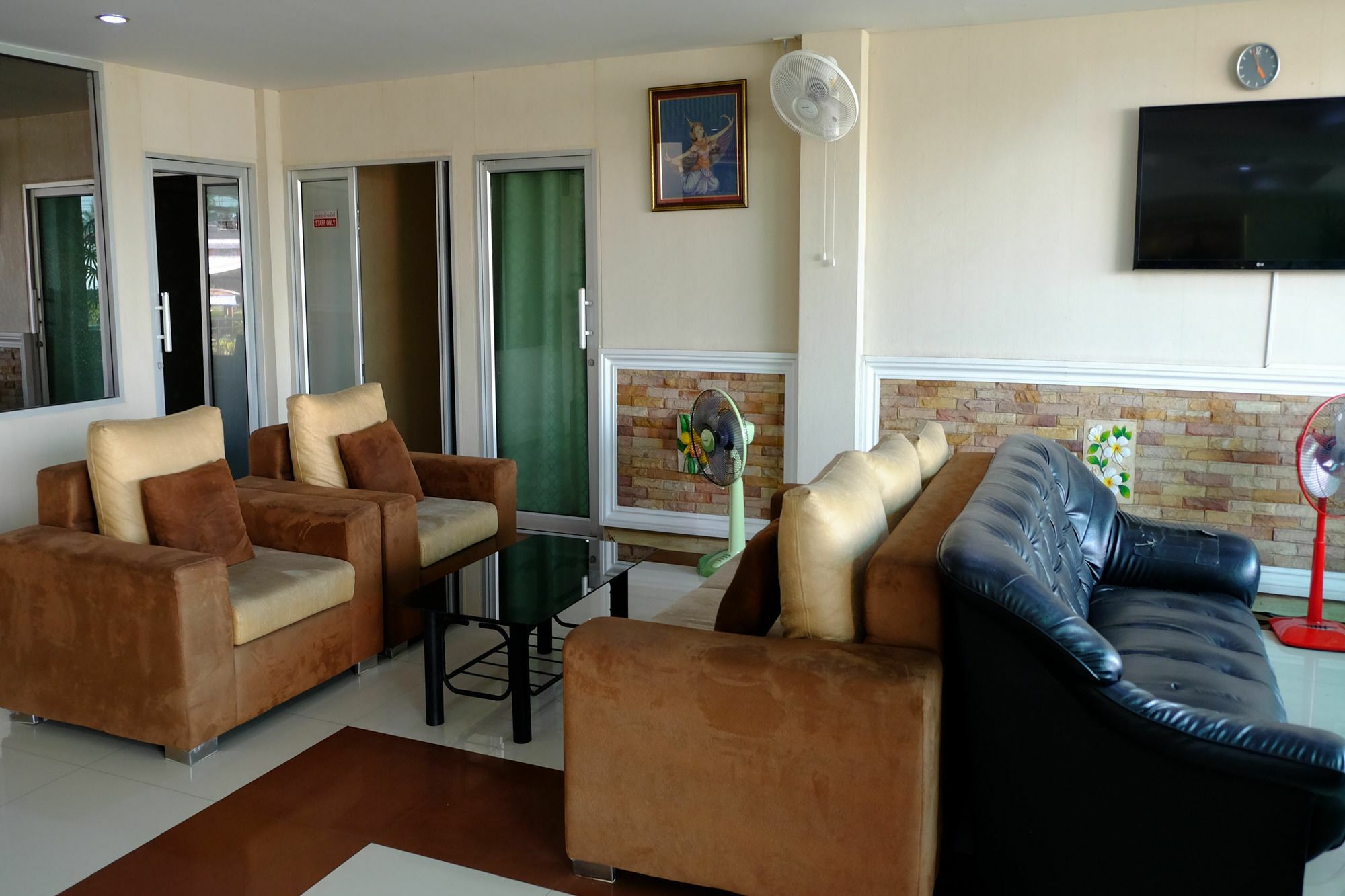 Banchang Apartment And Hotel Rayong Buitenkant foto