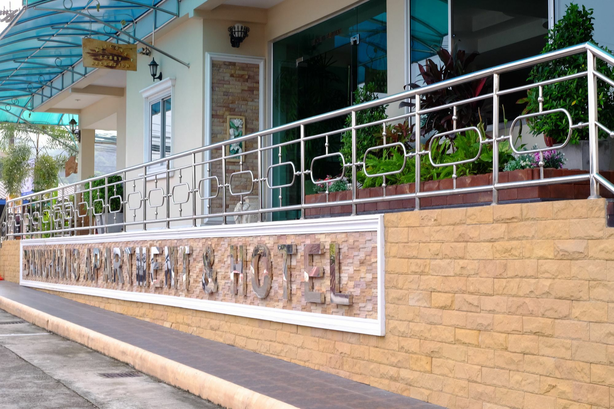 Banchang Apartment And Hotel Rayong Buitenkant foto